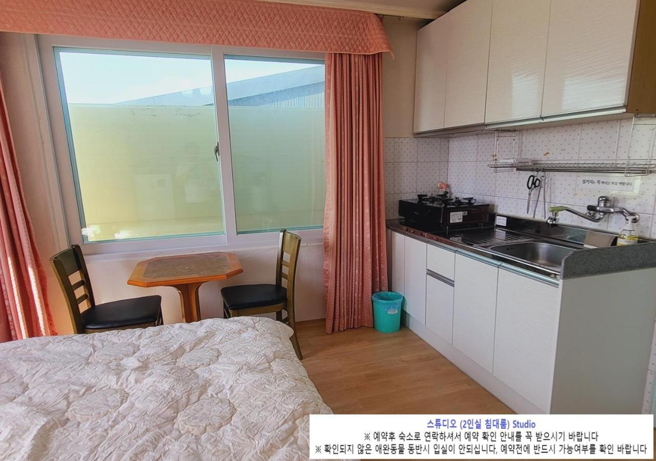 Seaside Minbak Villa โกซ็อง ภายนอก รูปภาพ