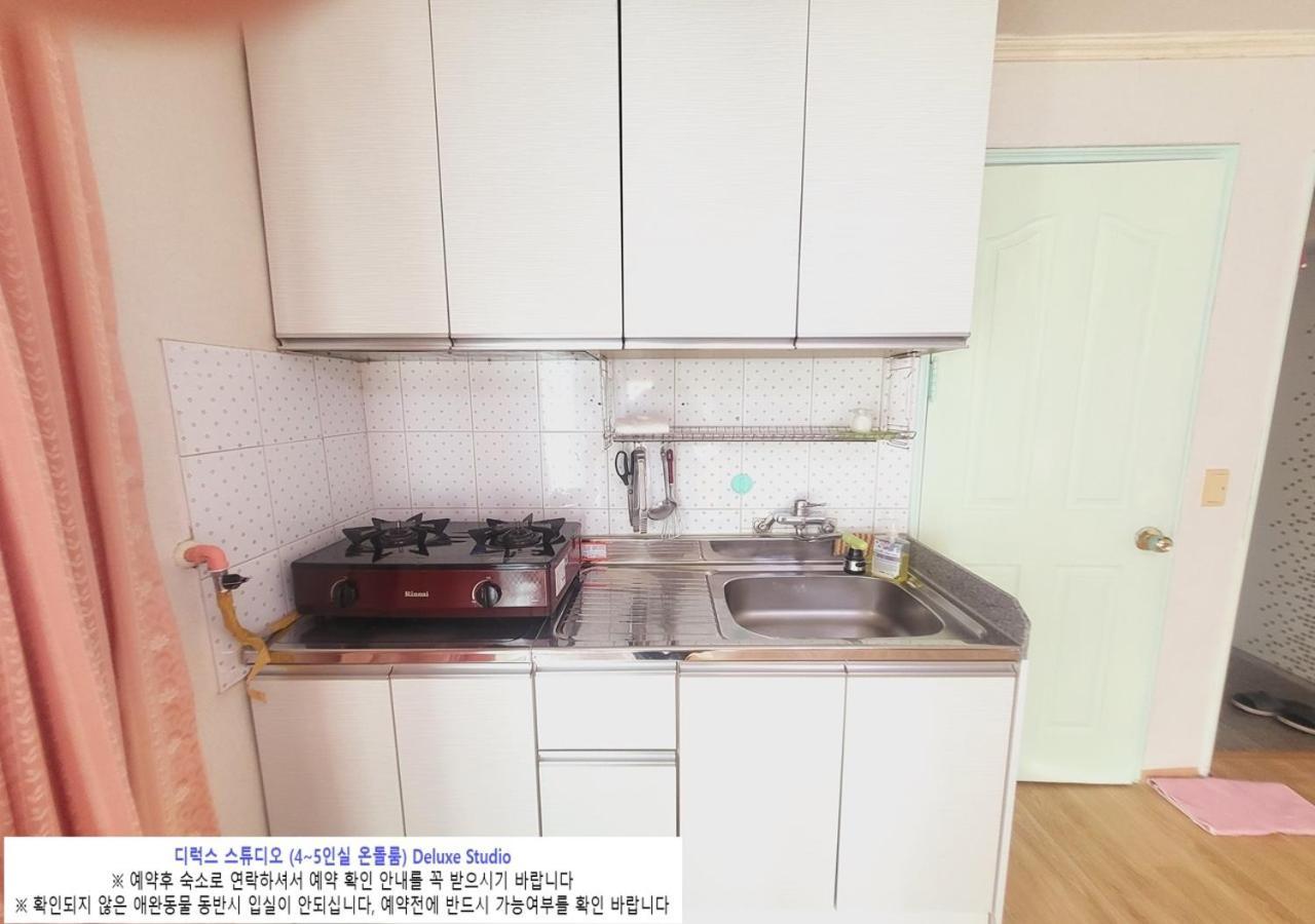 Seaside Minbak Villa โกซ็อง ภายนอก รูปภาพ