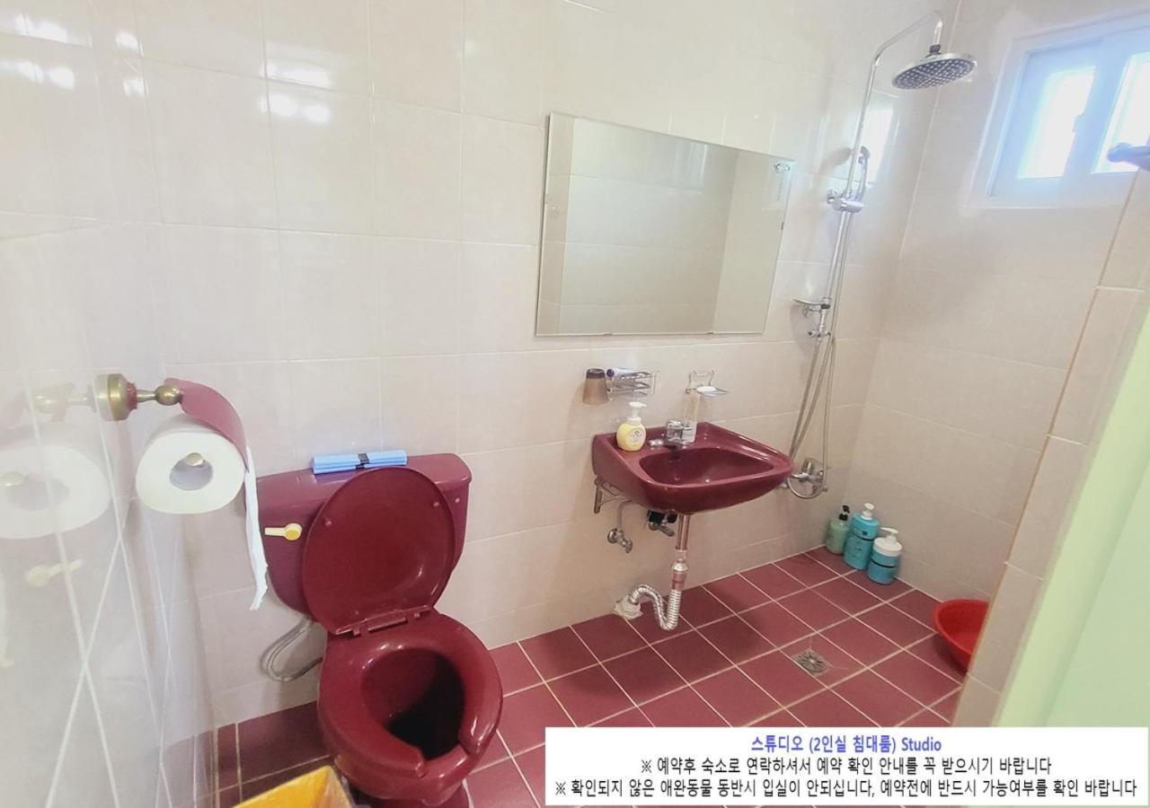Seaside Minbak Villa โกซ็อง ภายนอก รูปภาพ