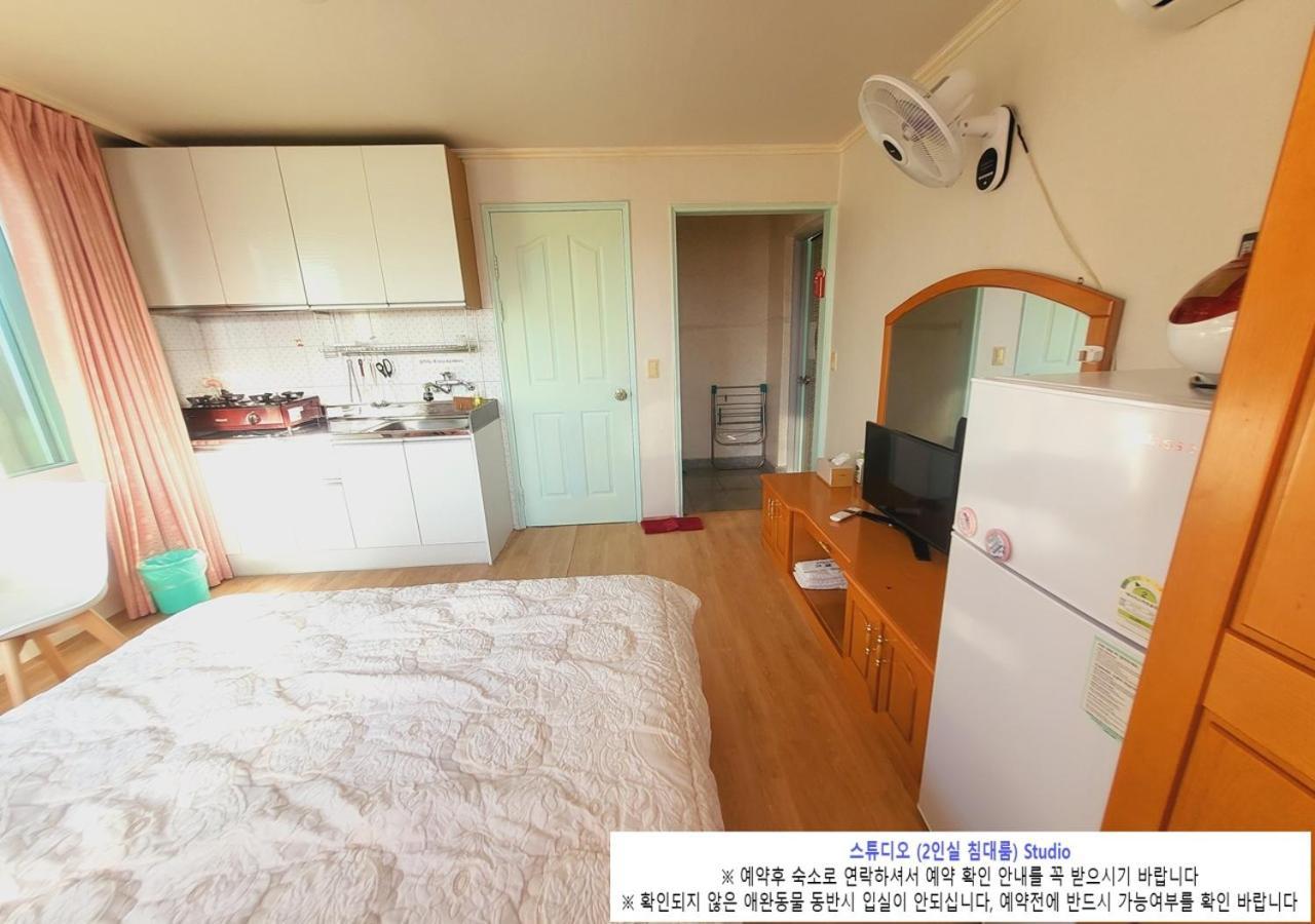 Seaside Minbak Villa โกซ็อง ภายนอก รูปภาพ
